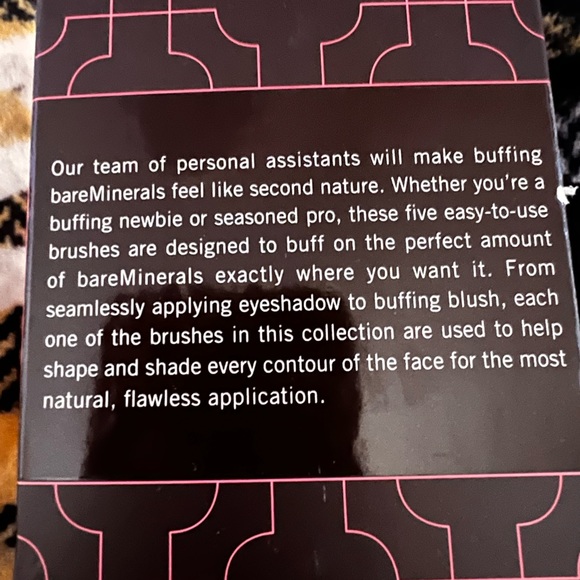 Brand new- Bare Escentual brushes in a case. - Picture 2 of 8